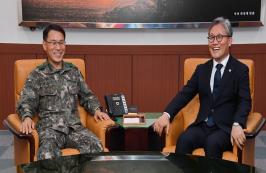 김재현 산림청장, 산불진화 협력 군부대 방문
