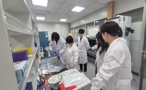 국립산림과학원-한국임업진흥원,  ‘목재 수종식별 DNA 분석기술’ 확산 나서