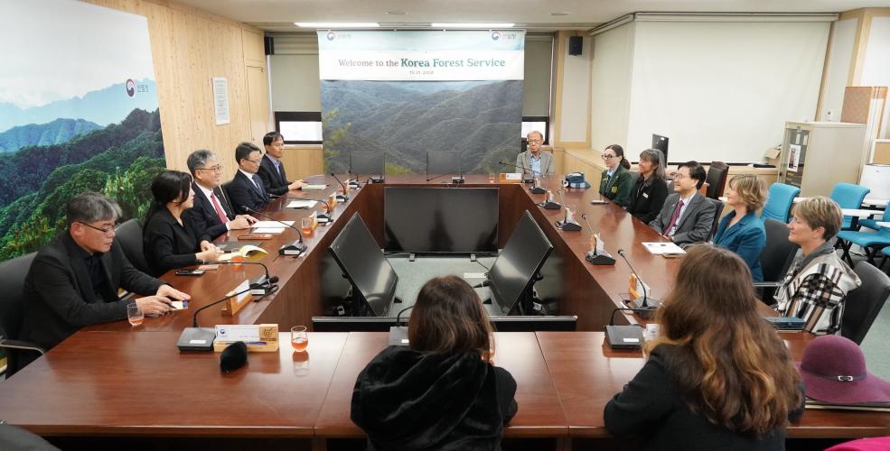 임상섭 산림청장, 미국 산림청 및 세계산림치유포럼 관계자와 간담회 개최